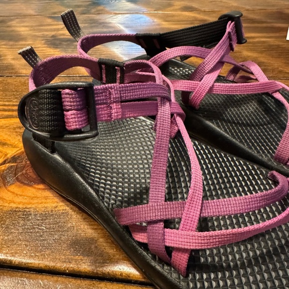 Chaco Sandals Size 6 - Picture 2 of 6